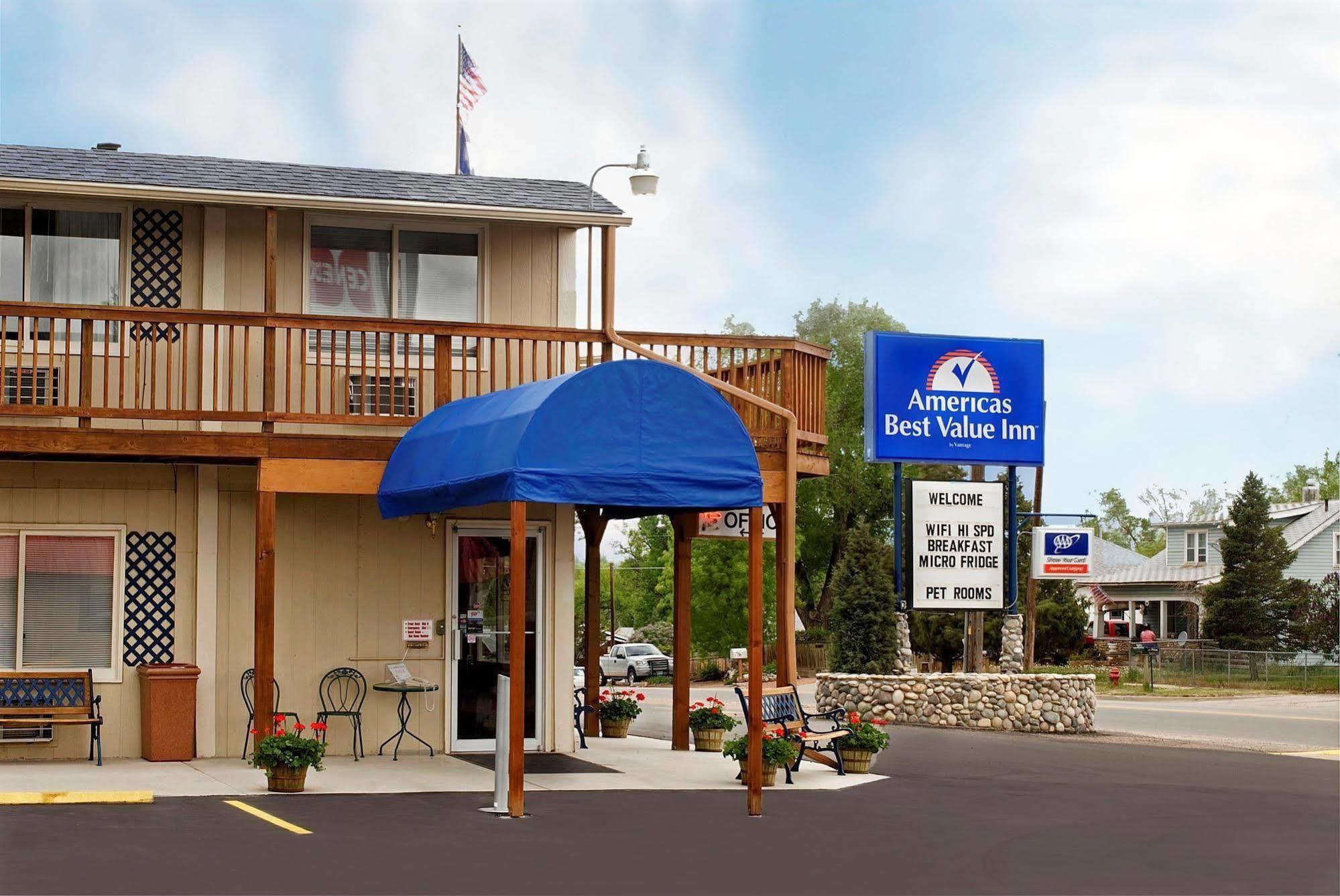 Americas Best Value Inn Sheridan Wy מראה חיצוני תמונה